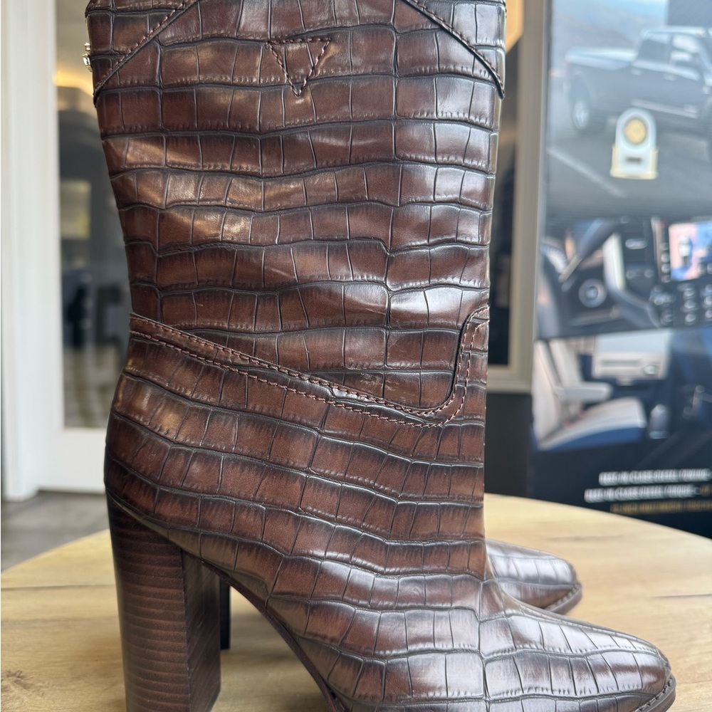 Guess Brown Crocodile-Patterned Heeled Boots